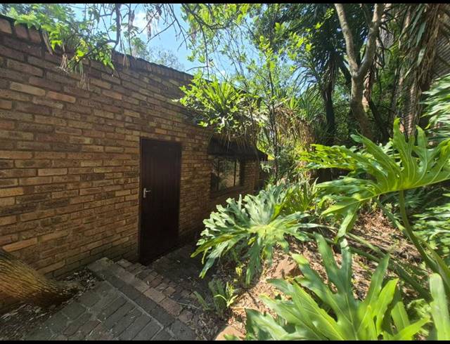 4 BEDROOM HOUSE FOR SALE IN BRYANSTON